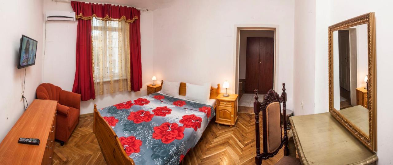 Central Guesthouse Five Corners Szófia Kültér fotó