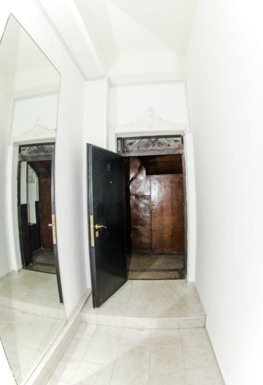 Central Guesthouse Five Corners Szófia Szoba fotó