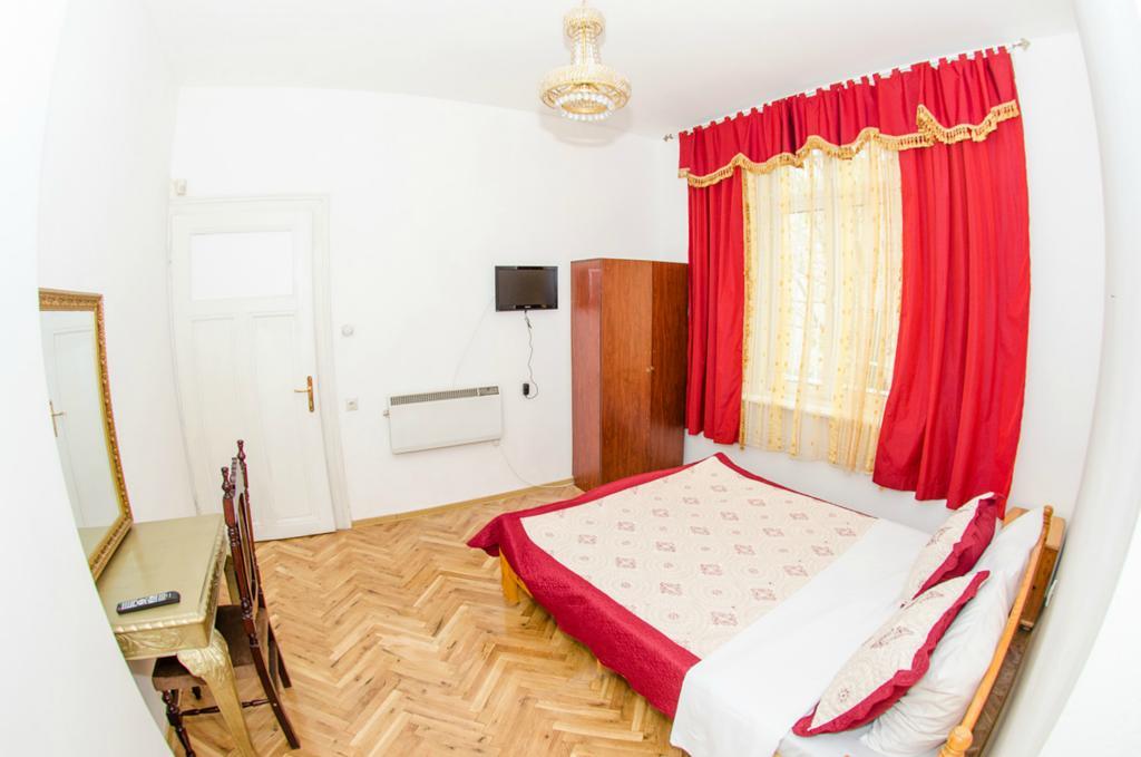 Central Guesthouse Five Corners Szófia Szoba fotó