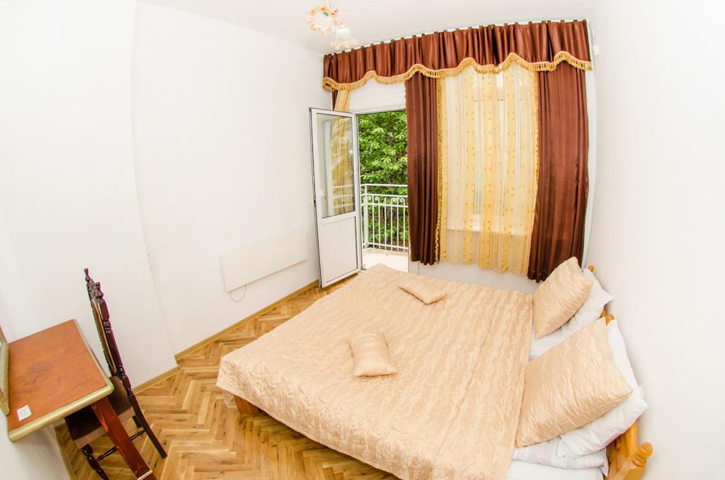 Central Guesthouse Five Corners Szófia Kültér fotó