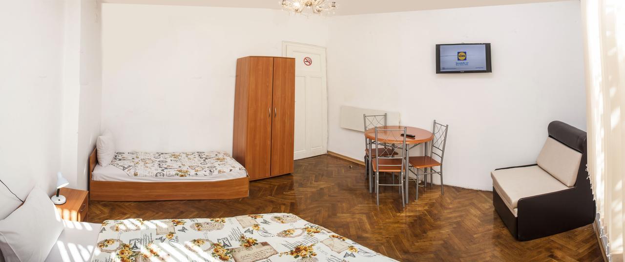 Central Guesthouse Five Corners Szófia Kültér fotó